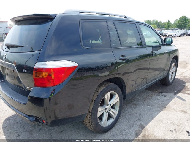 Toyota Highlander Sport