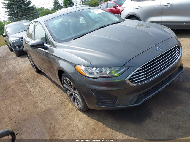 Salvage Ford Fusion Image