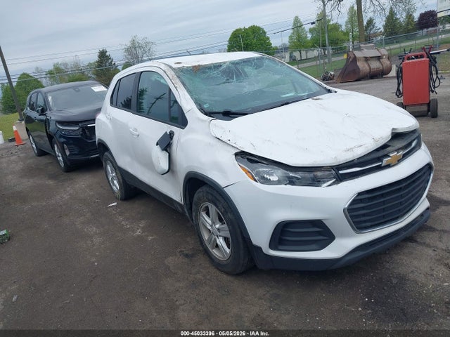 Salvage Chevrolet Trax Image