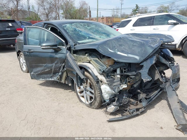 Salvage Ford Fusion Image