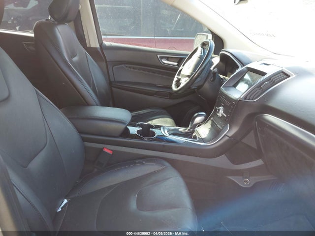 Ford Edge Titanium