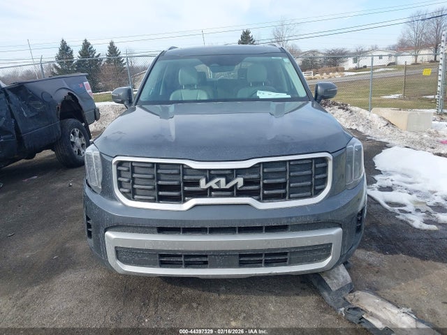 Kia Telluride S