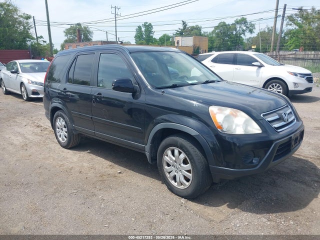 Salvage Honda CR-V Image