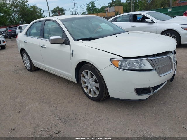 Salvage Lincoln MKZ Image