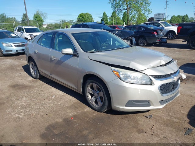 Salvage Chevrolet Malibu Image