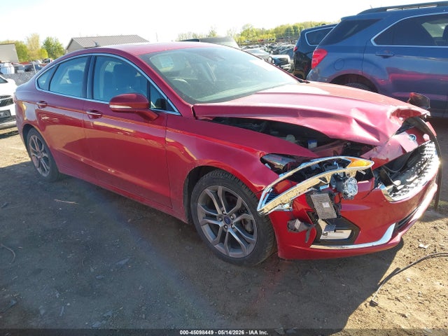 Salvage Ford Fusion Image