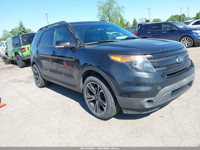 Salvage Ford Explorer Image