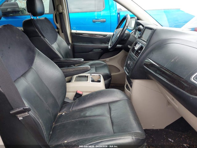 Chrysler Town & Country Limited