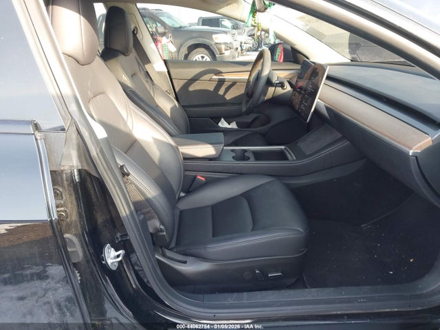 Tesla Model 3 Long Range Dual Motor All-wheel Drive