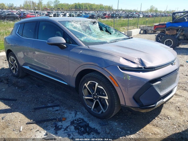 Salvage Chevrolet Equinox Image