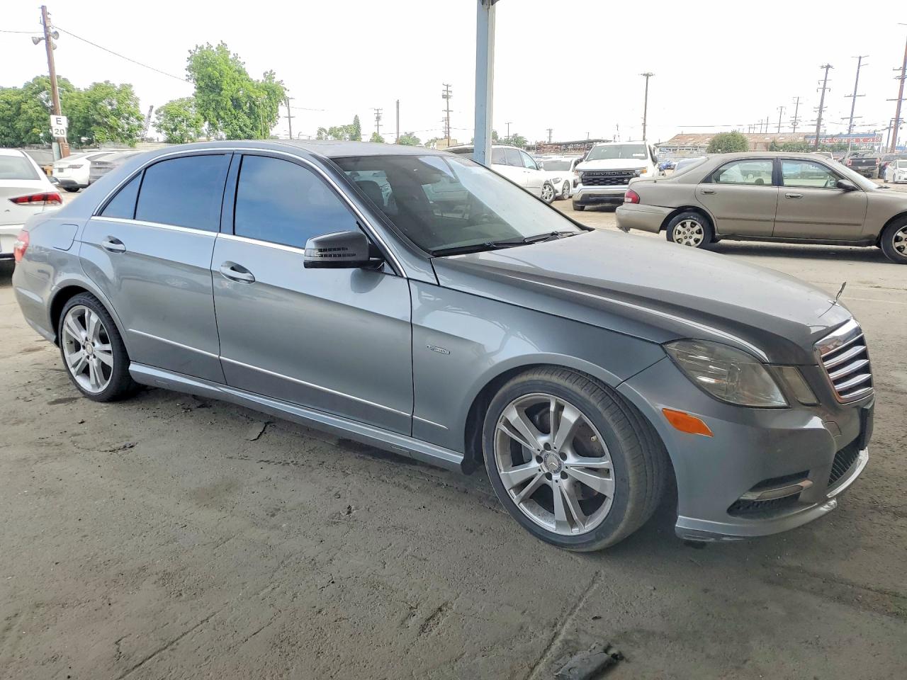 Mercedes-Benz E-Class 350