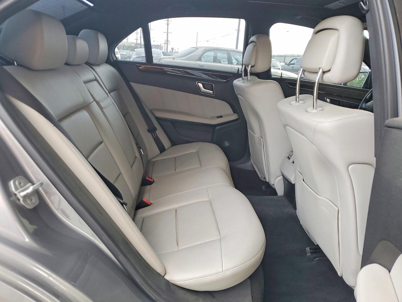 Mercedes-Benz E-Class 350