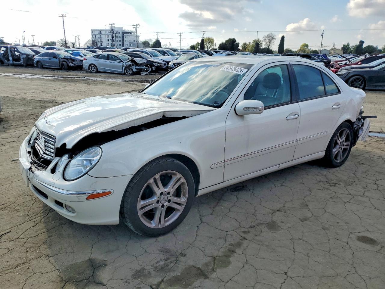 Salvage Mercedes-Benz E-Class Image
