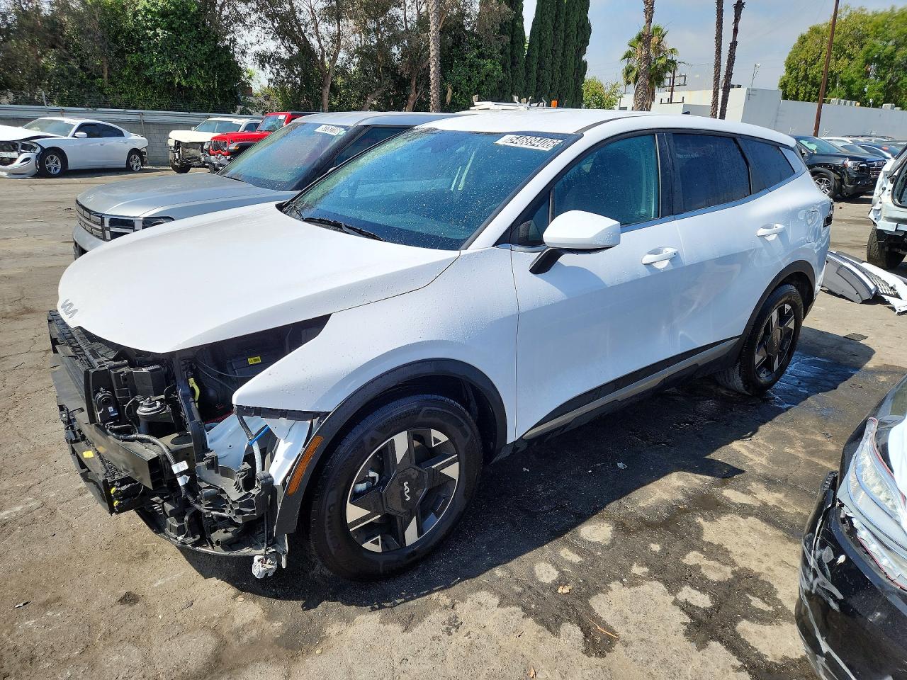 Salvage Kia Sportage Image