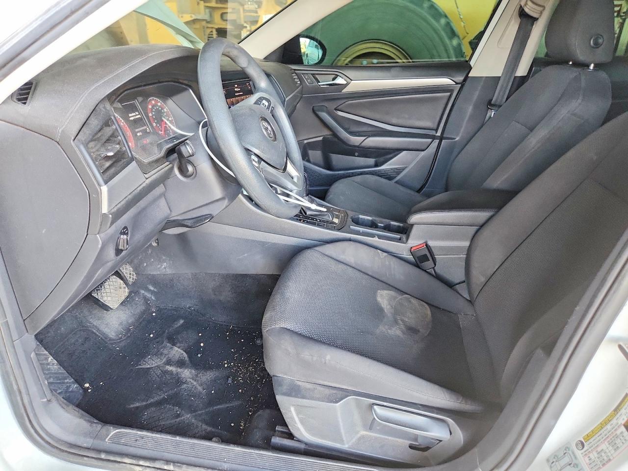 Volkswagen Jetta S