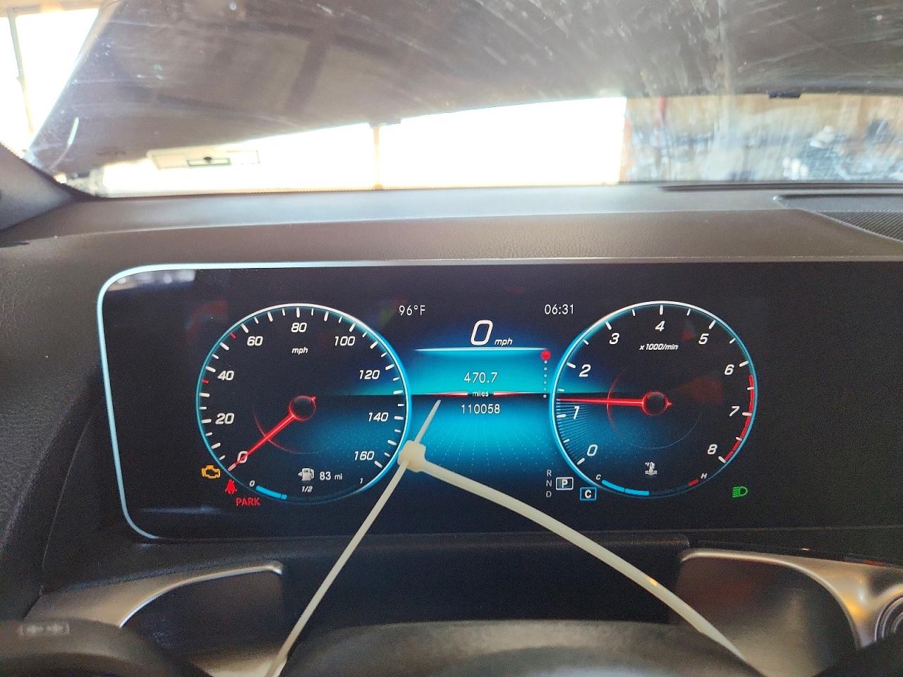 Mercedes-Benz GLB 250