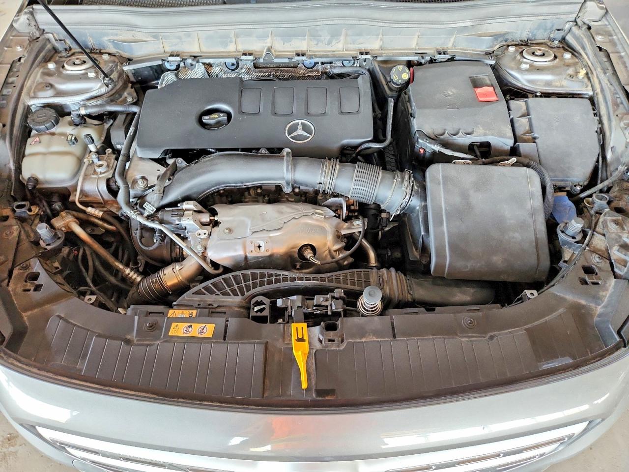 Mercedes-Benz GLB 250