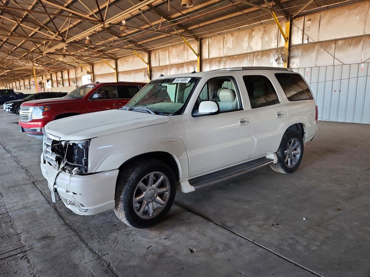 Salvage Cadillac Escalade Image