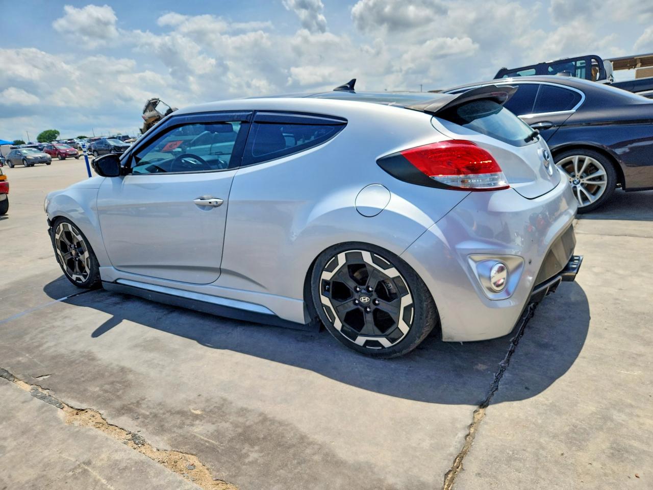 Hyundai VELOSTER Turbo