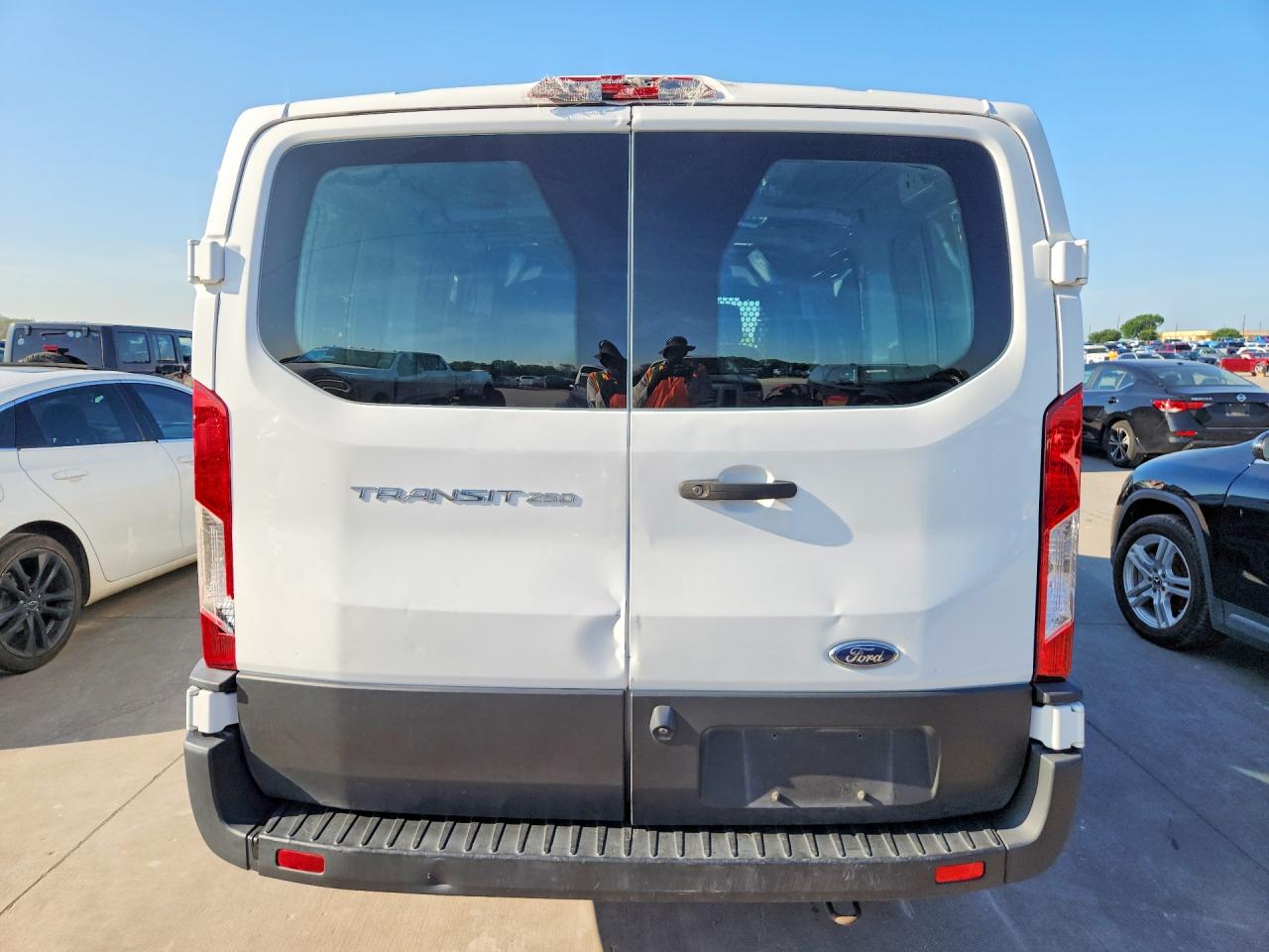 Ford Transit T-250
