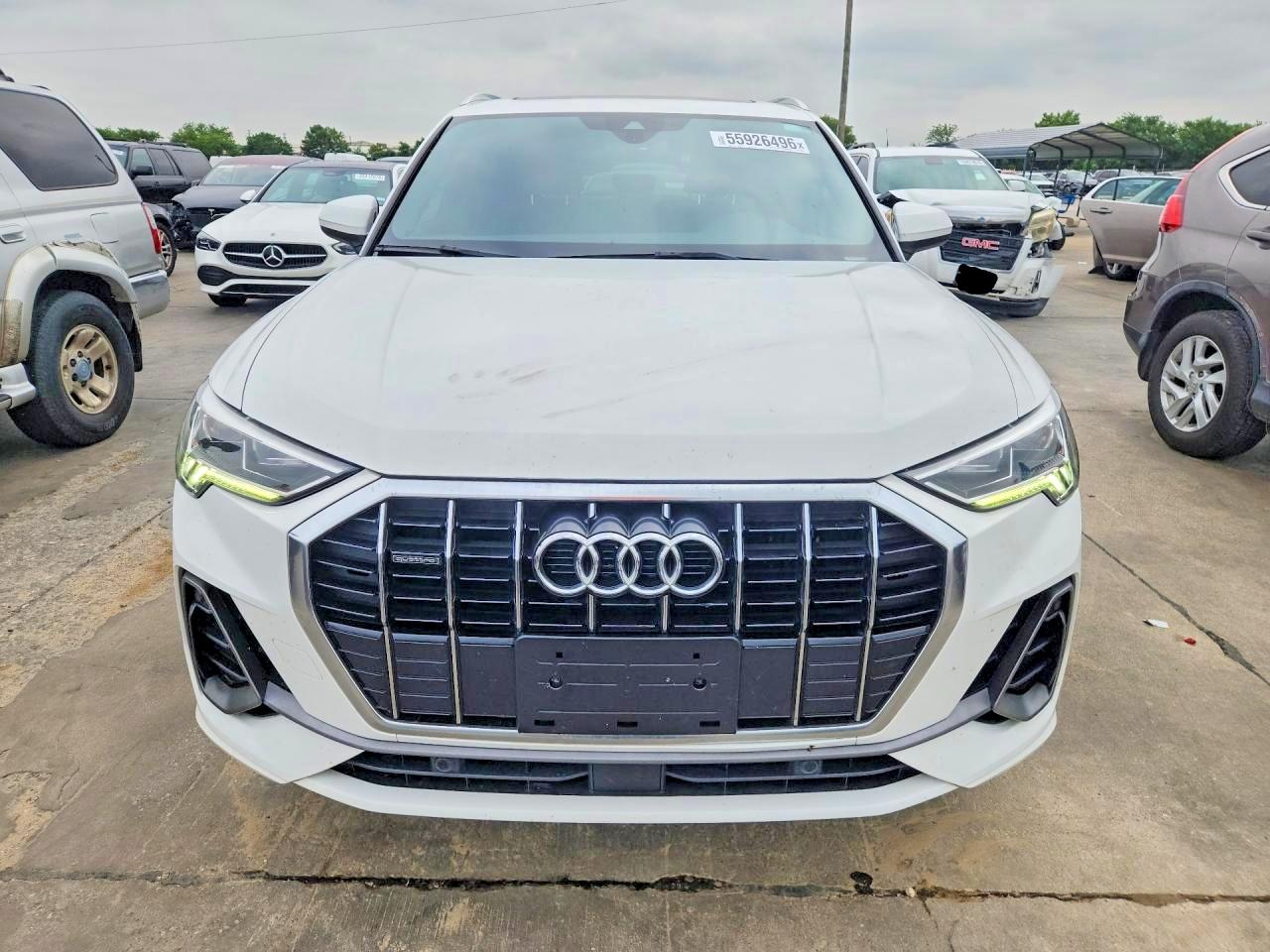 Audi Q3 Premium Plus S-line