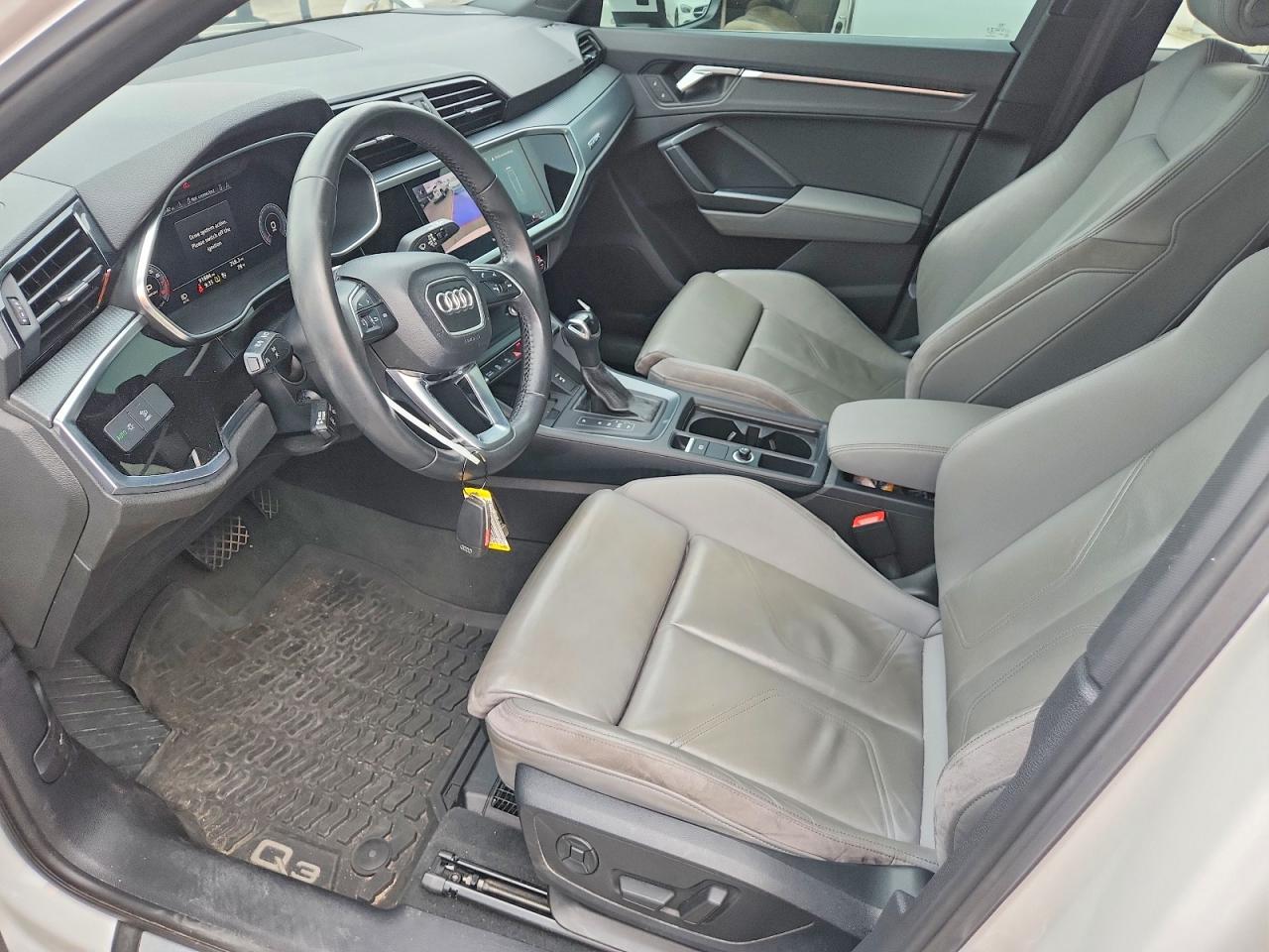 Audi Q3 Premium Plus S-line
