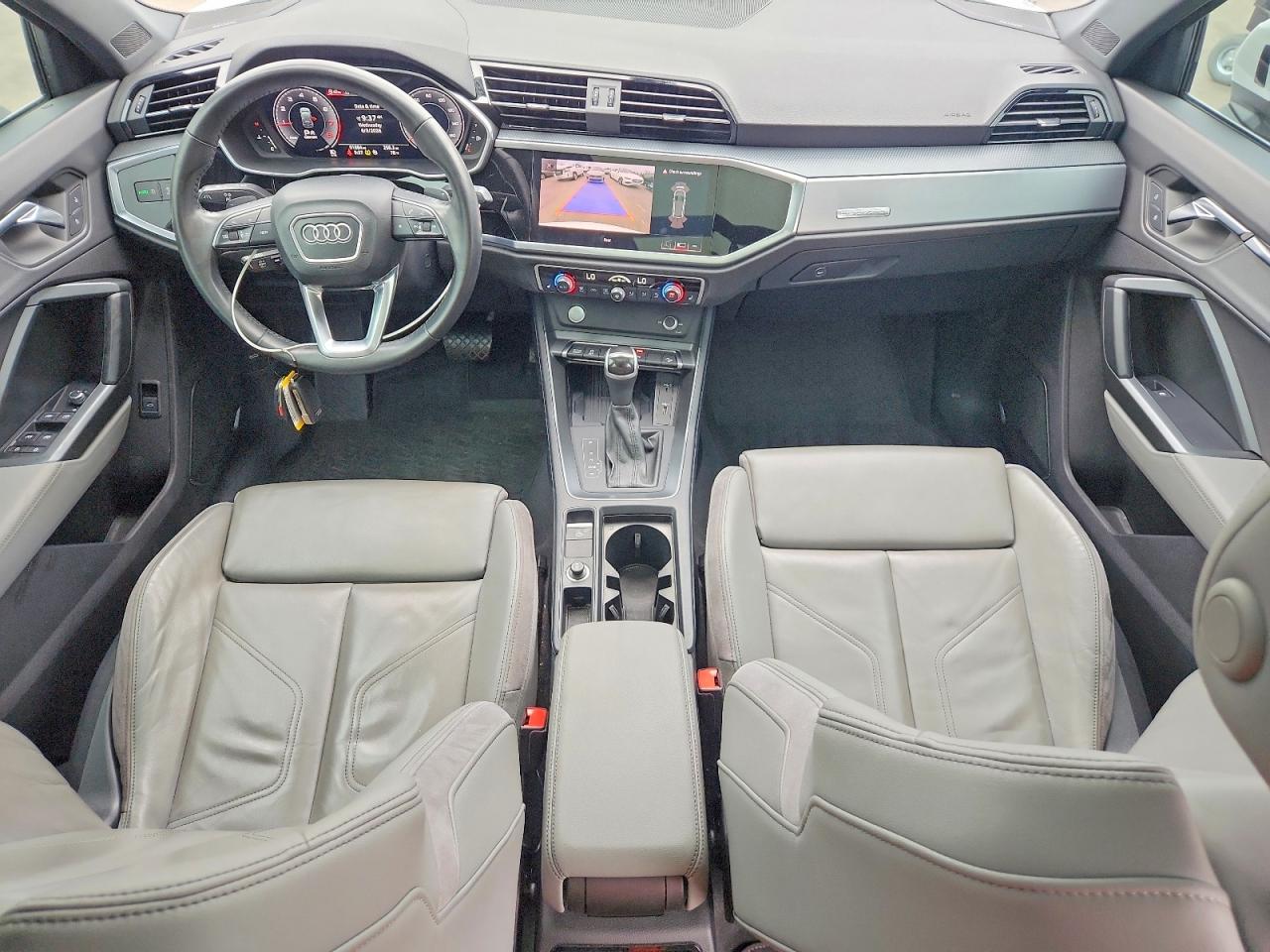 Audi Q3 Premium Plus S-line