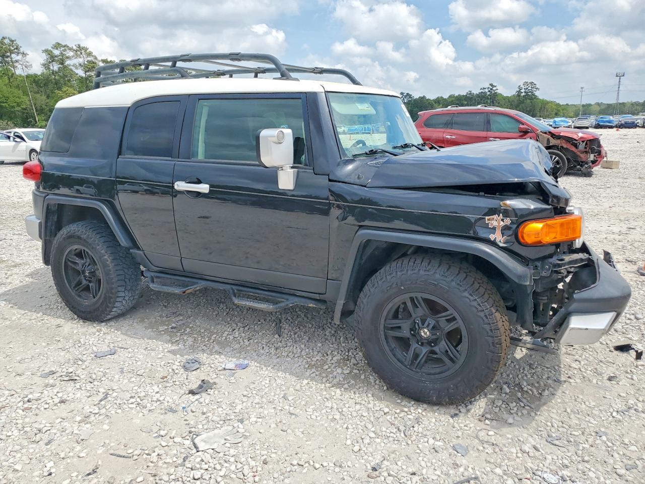 Toyota FJ Cruiser Base