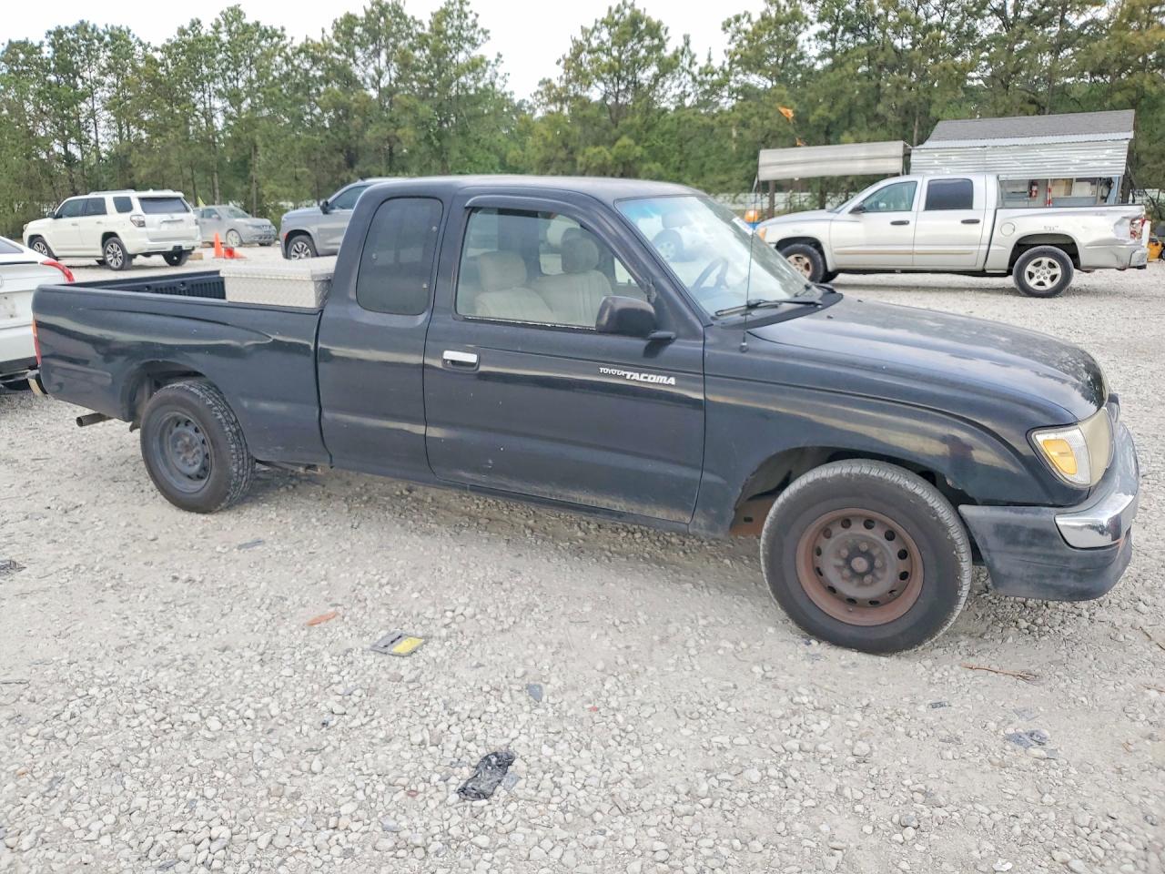 Toyota Tacoma Base
