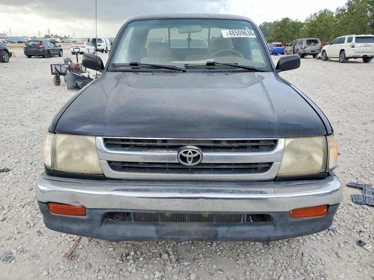 Toyota Tacoma Base