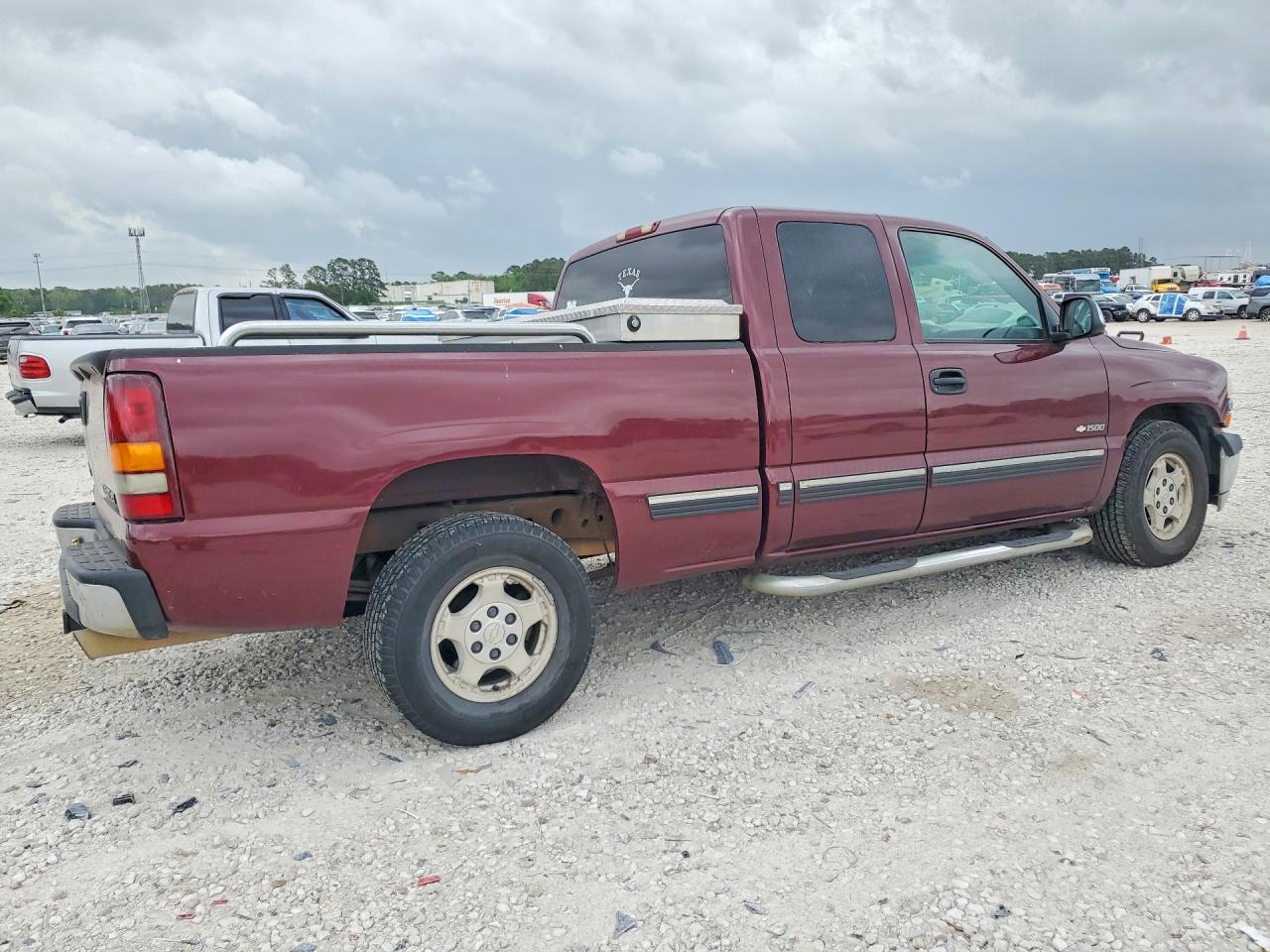 Chevrolet Silverado C1500