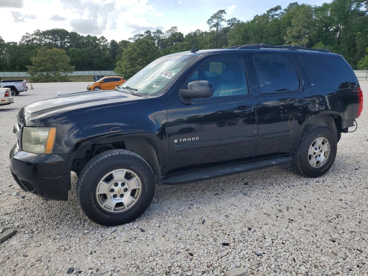 Salvage Chevrolet Tahoe Image