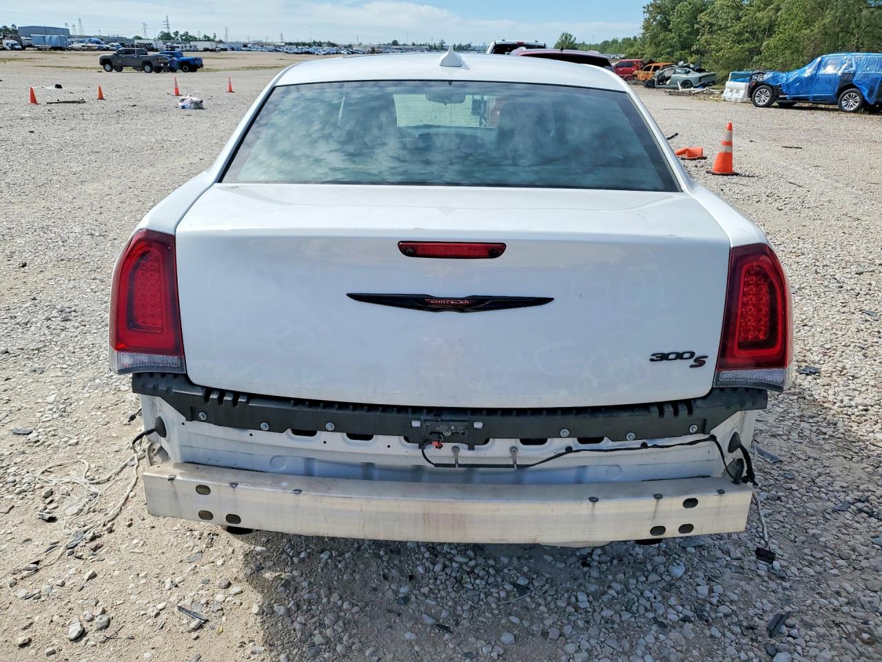 Chrysler 300 S