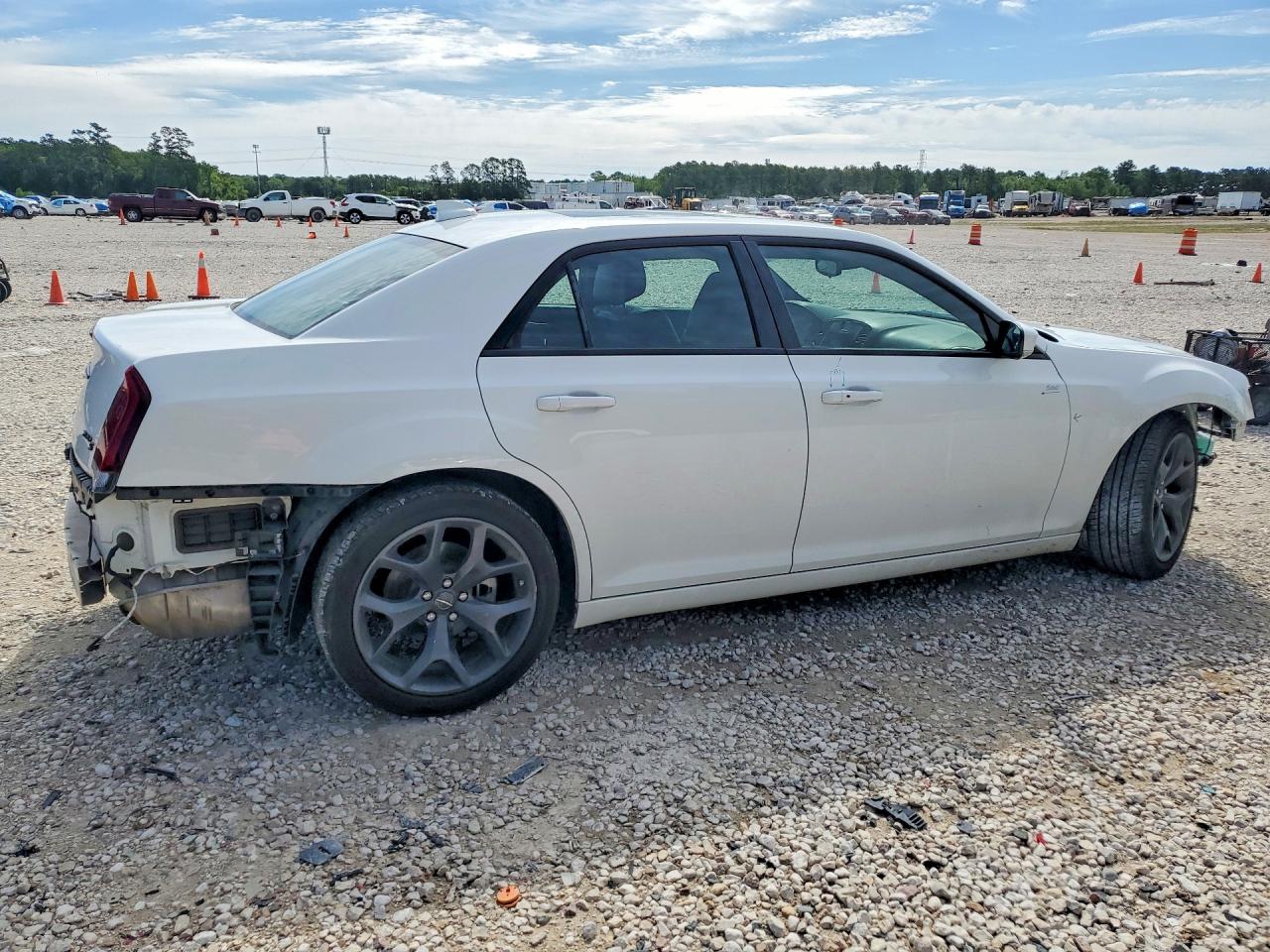 Chrysler 300 S