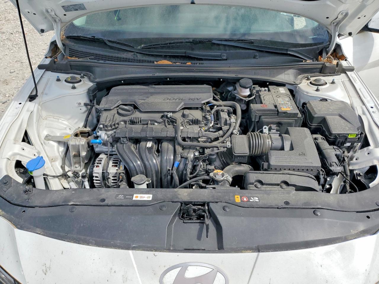 Hyundai ELANTRA Sel