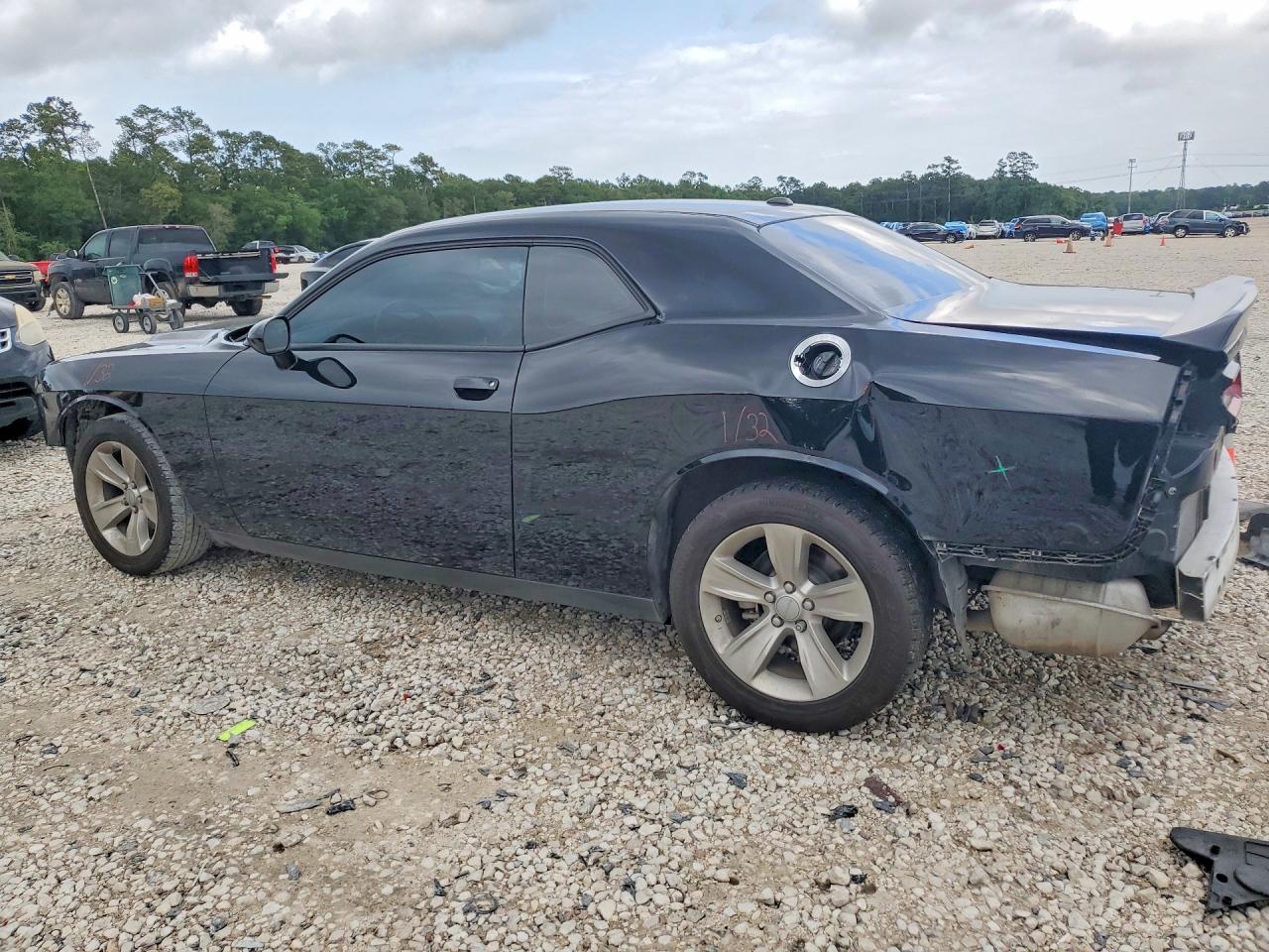 Dodge Challenger Sxt
