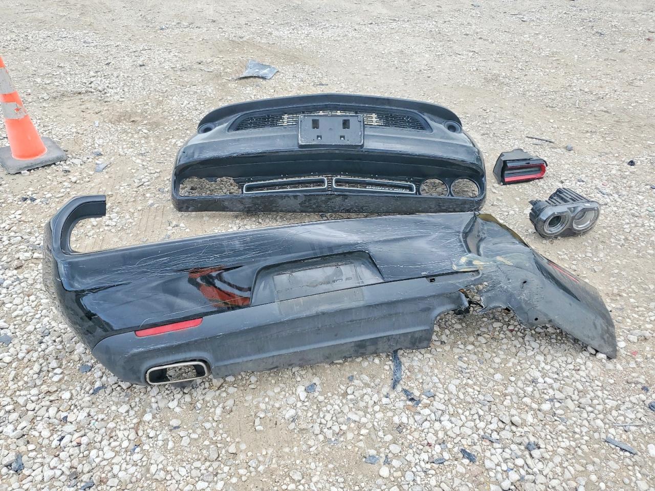 Dodge Challenger Sxt