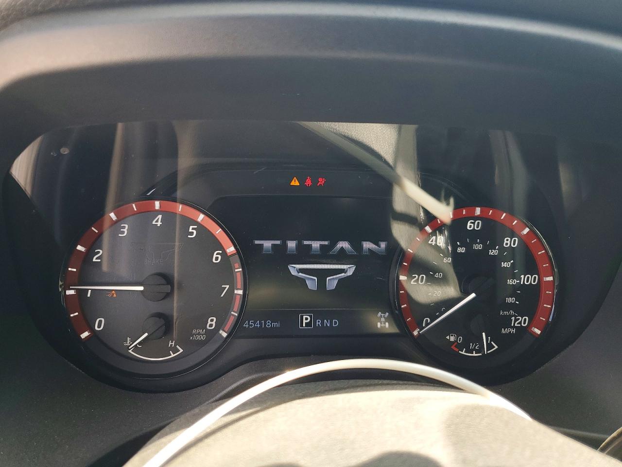 Nissan Titan Sv