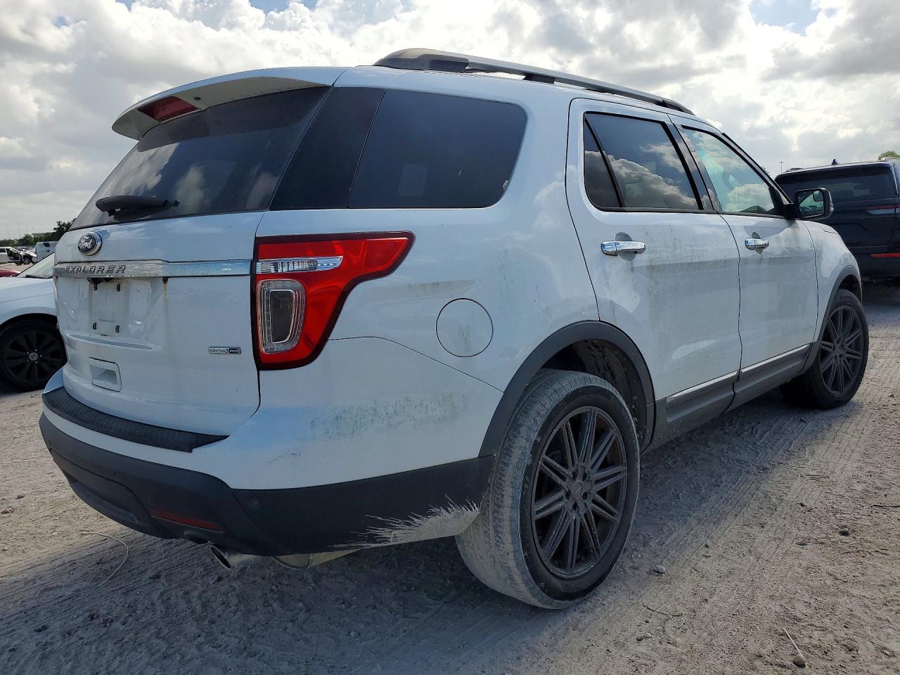 Ford Explorer Xlt