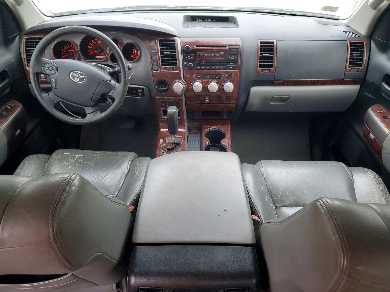 Toyota Tundra Crewmax Sr5