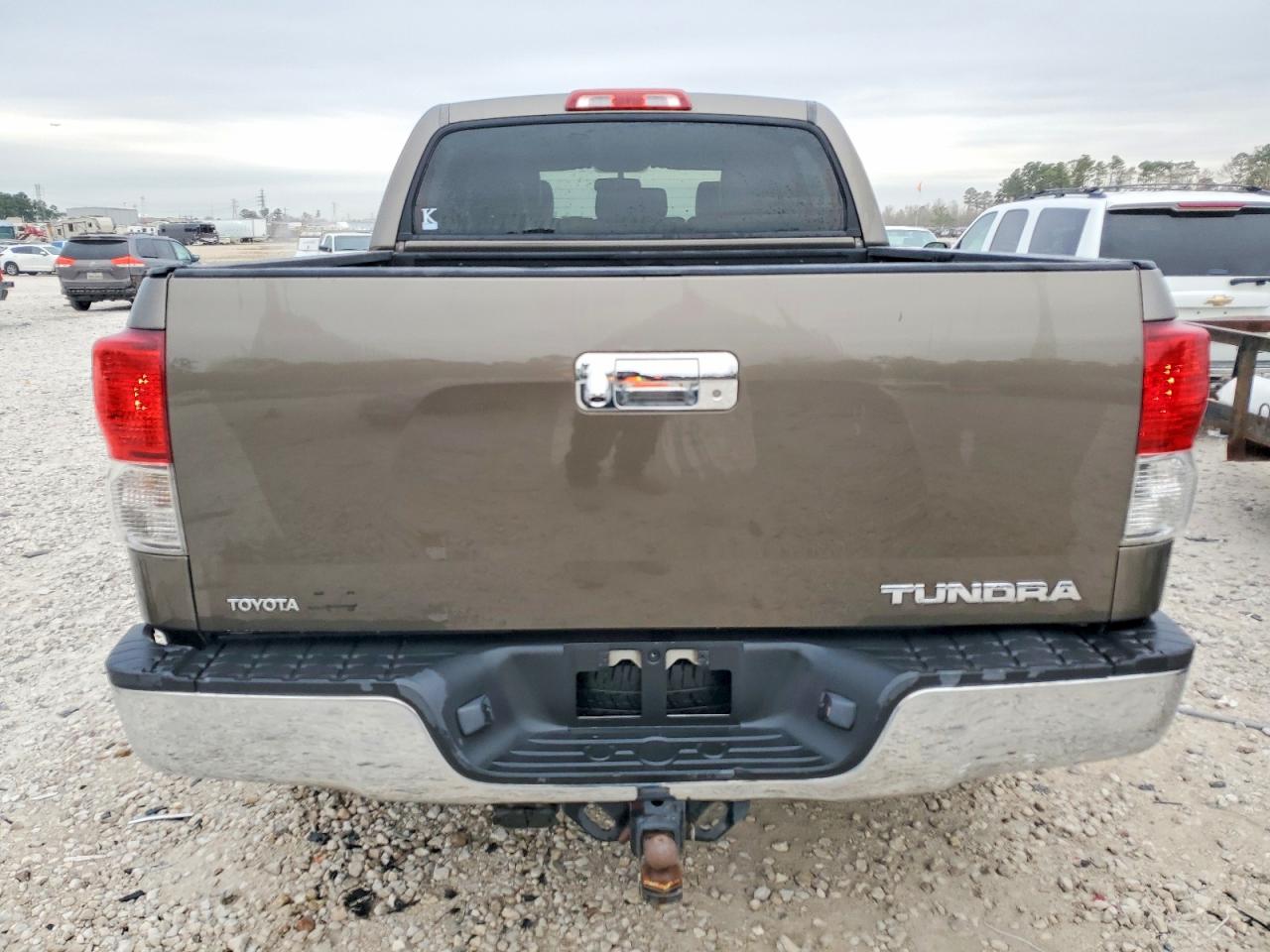 Toyota Tundra Crewmax Sr5