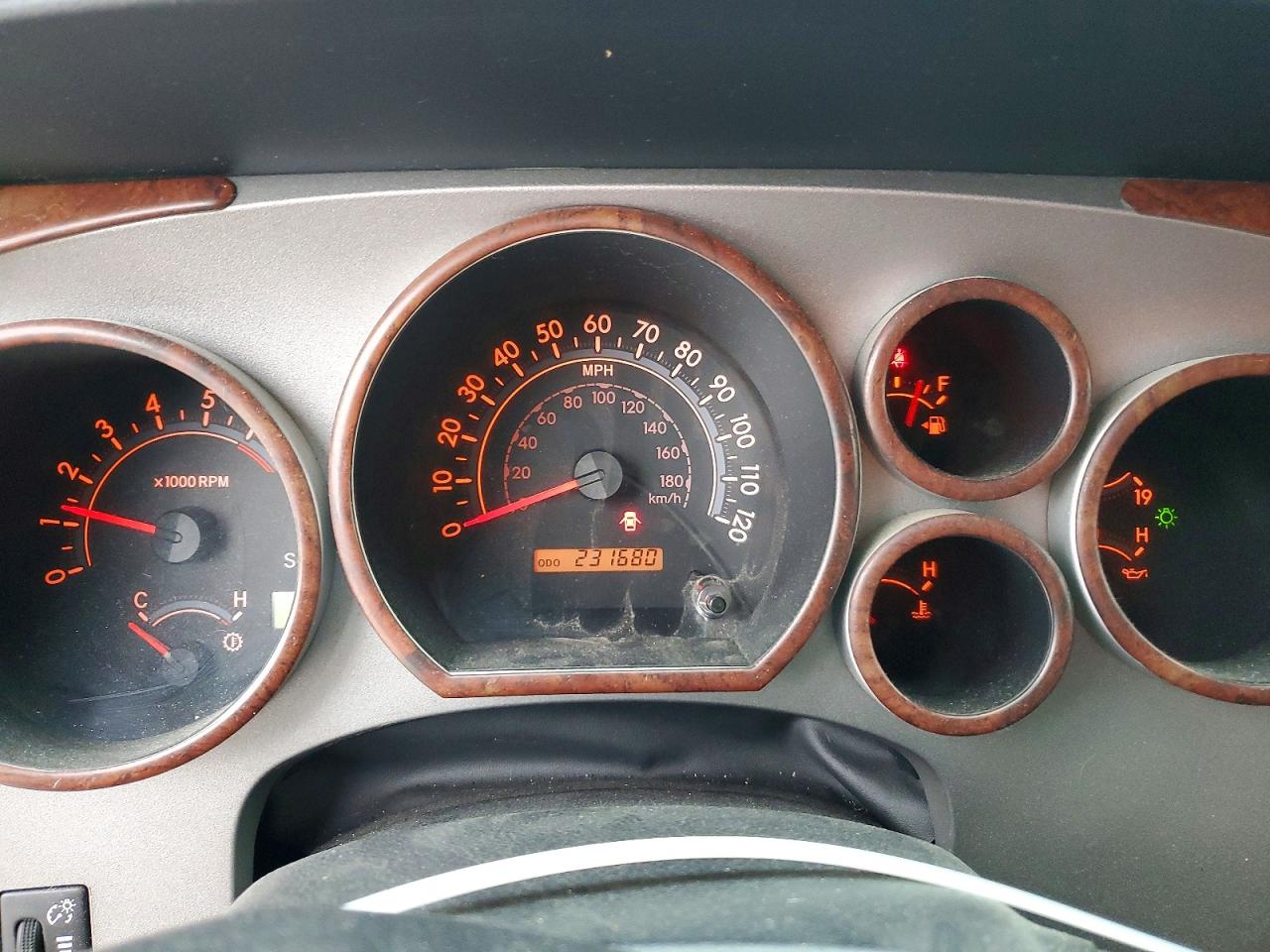 Toyota Tundra Crewmax Sr5