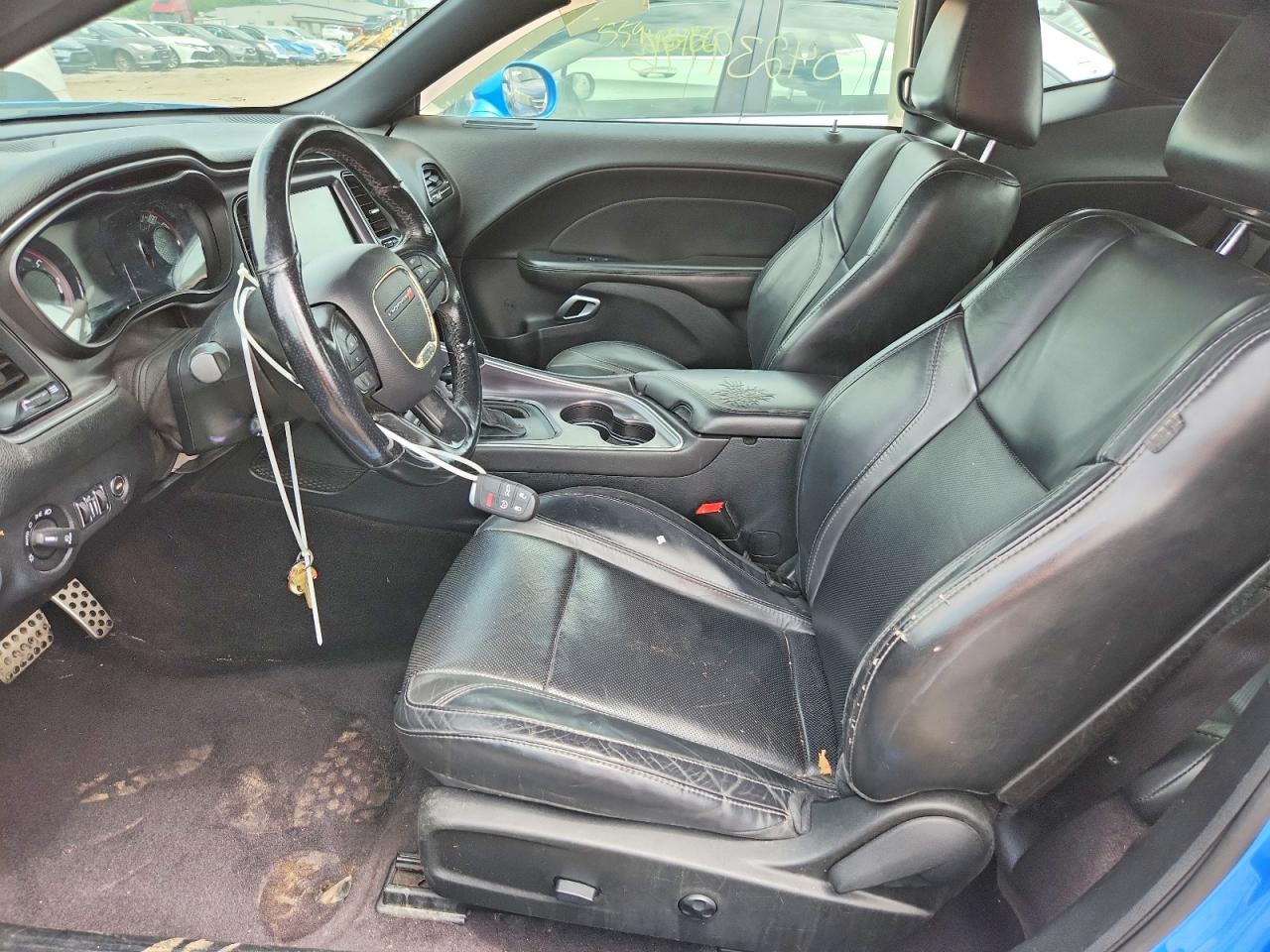 Dodge Challenger Sxt