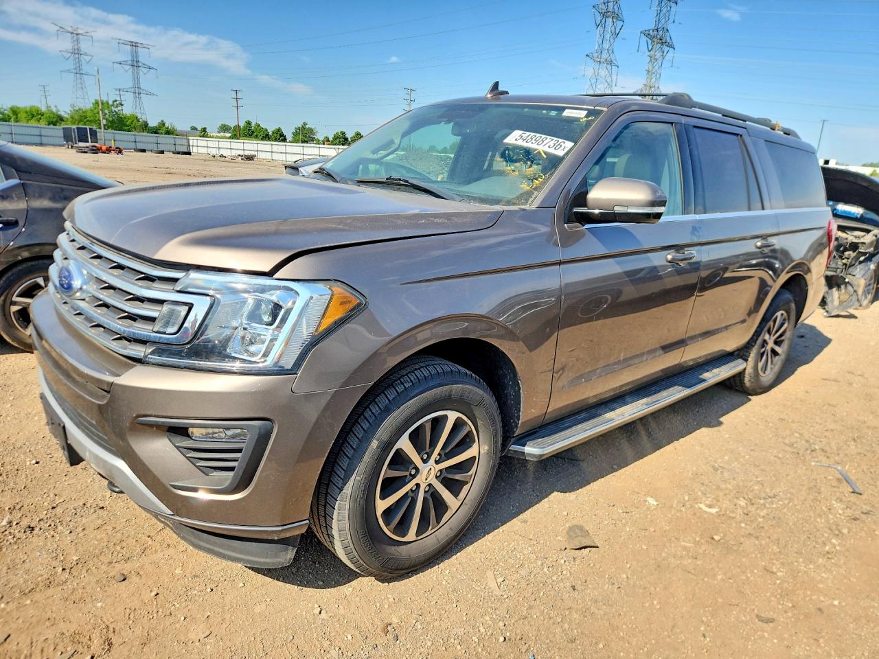 Salvage Ford Expedition Image