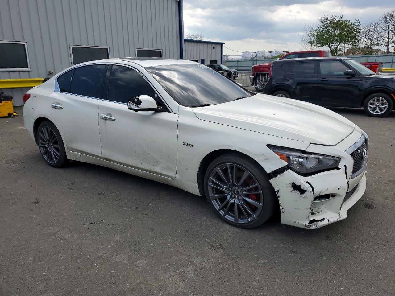 INFINITI Q50 Red Sport 400