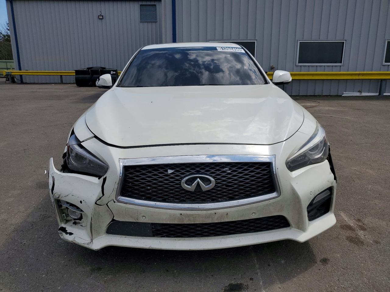 INFINITI Q50 Red Sport 400