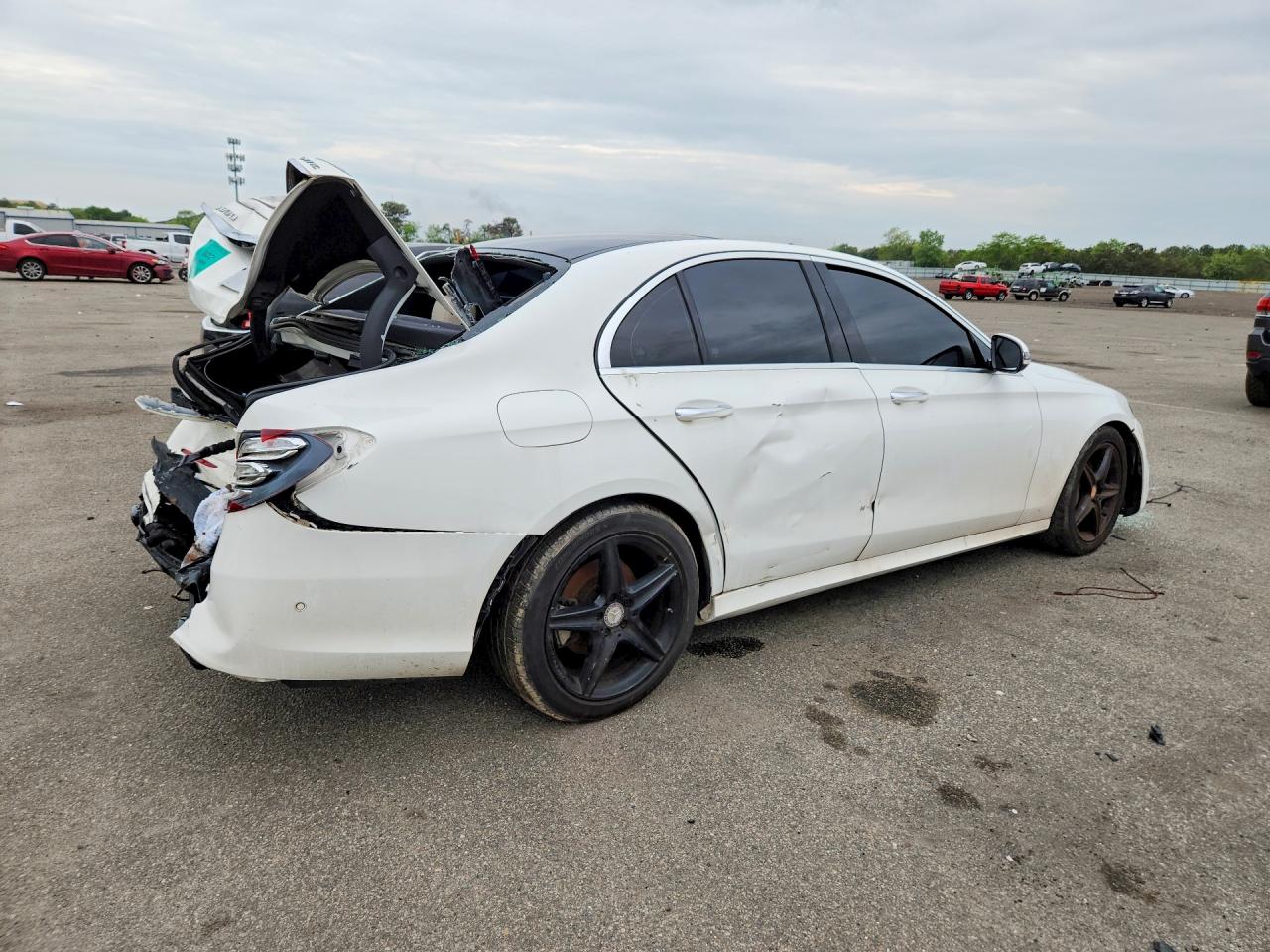 Mercedes-Benz E-Class 300 4matic