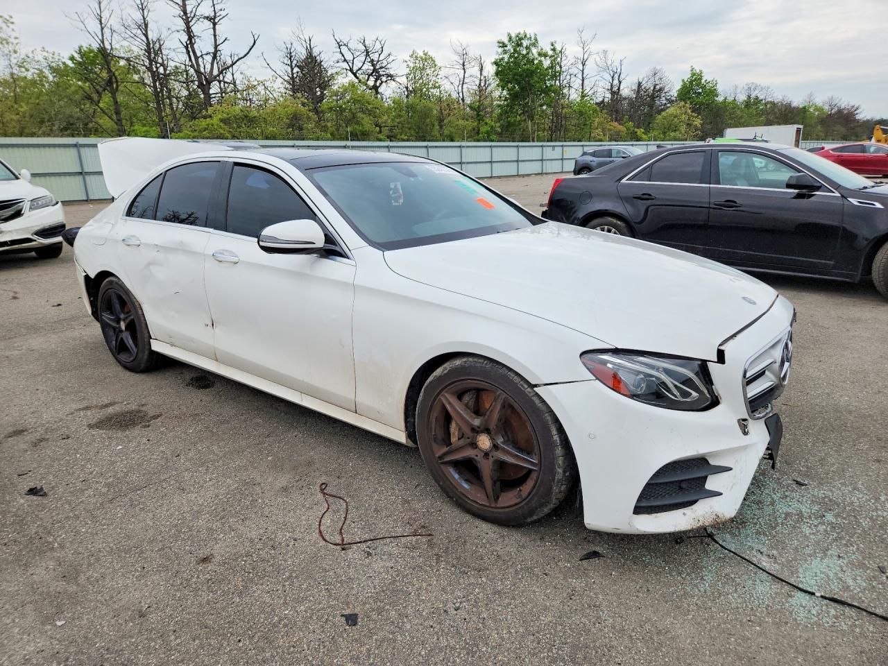 Mercedes-Benz E-Class 300 4matic