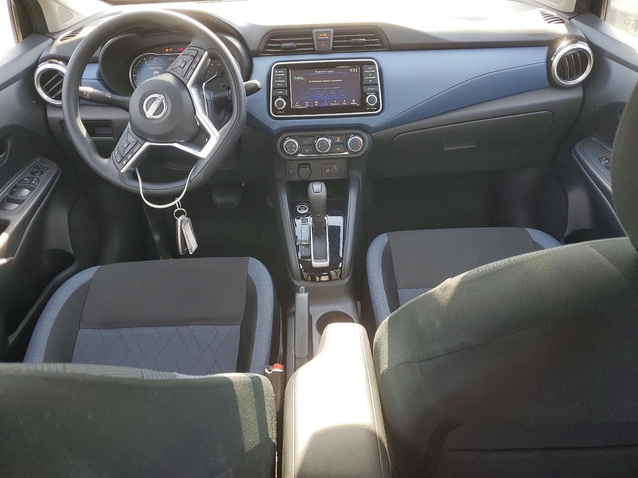 Nissan Versa Sv