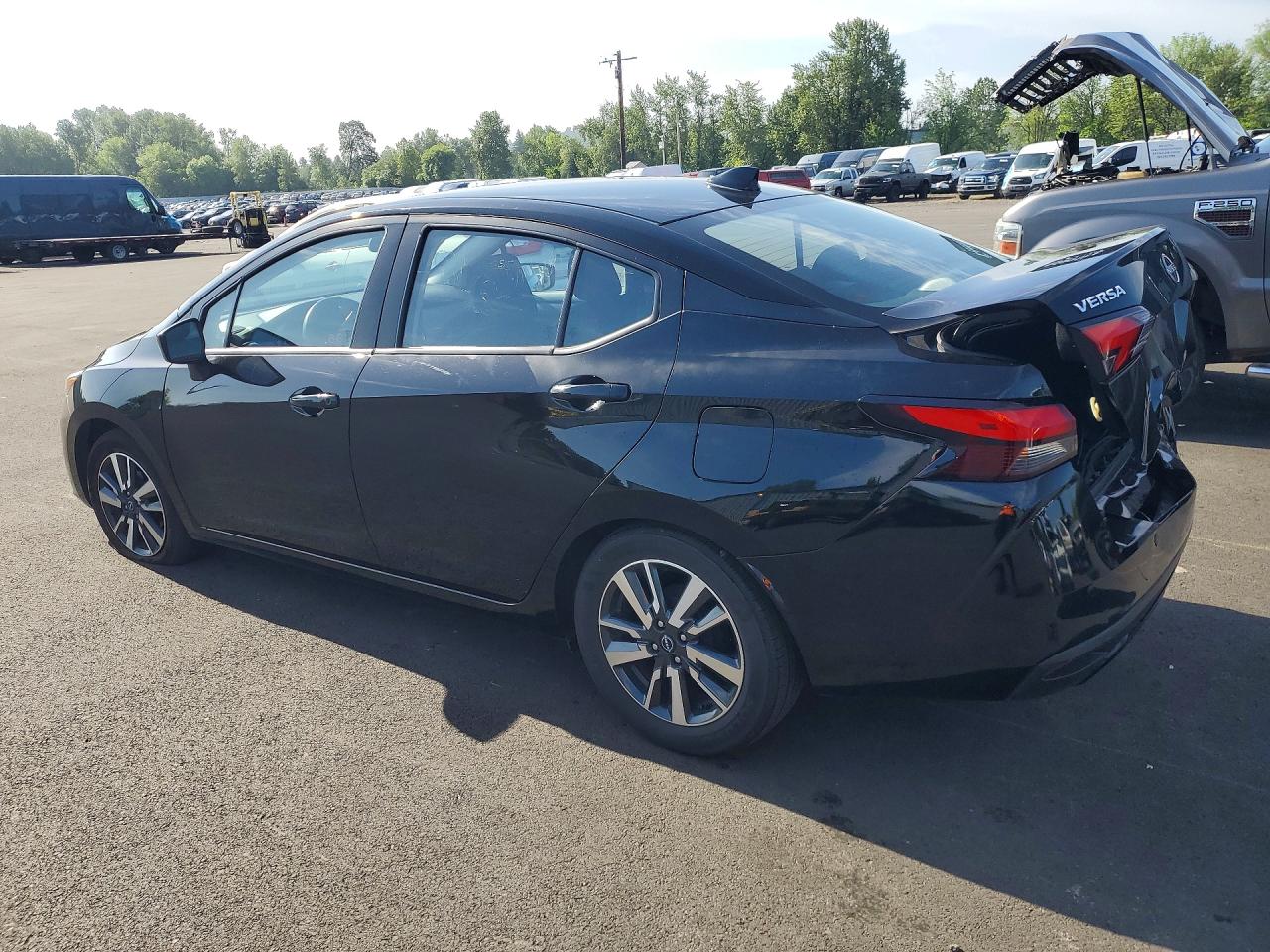 Nissan Versa Sv